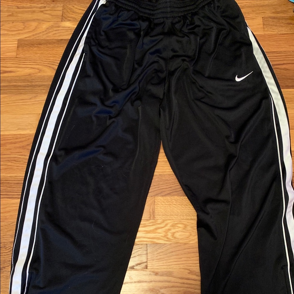 NIKE SWEATPANTS